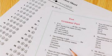 Cấu trúc đề thi TOEIC 2022